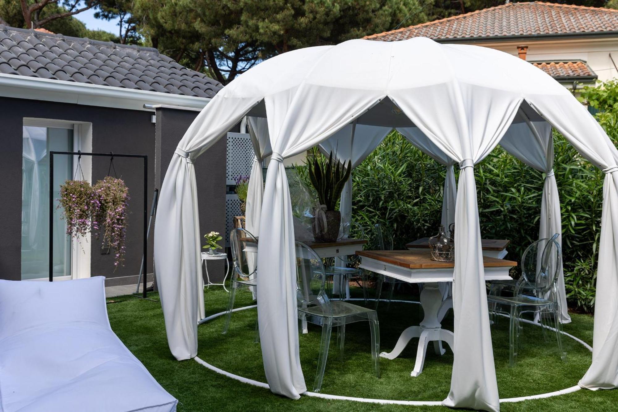 Villa Monti Suites&Aparts Cesenatico Ngoại thất bức ảnh